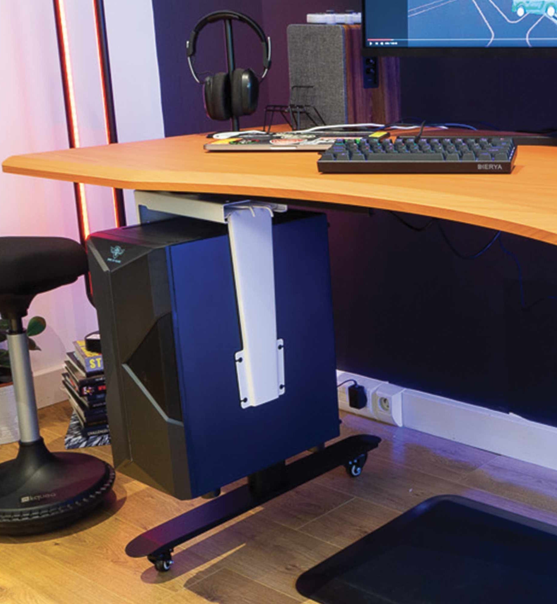 support d'unité centrale grande tour Kque blanche_ambiance