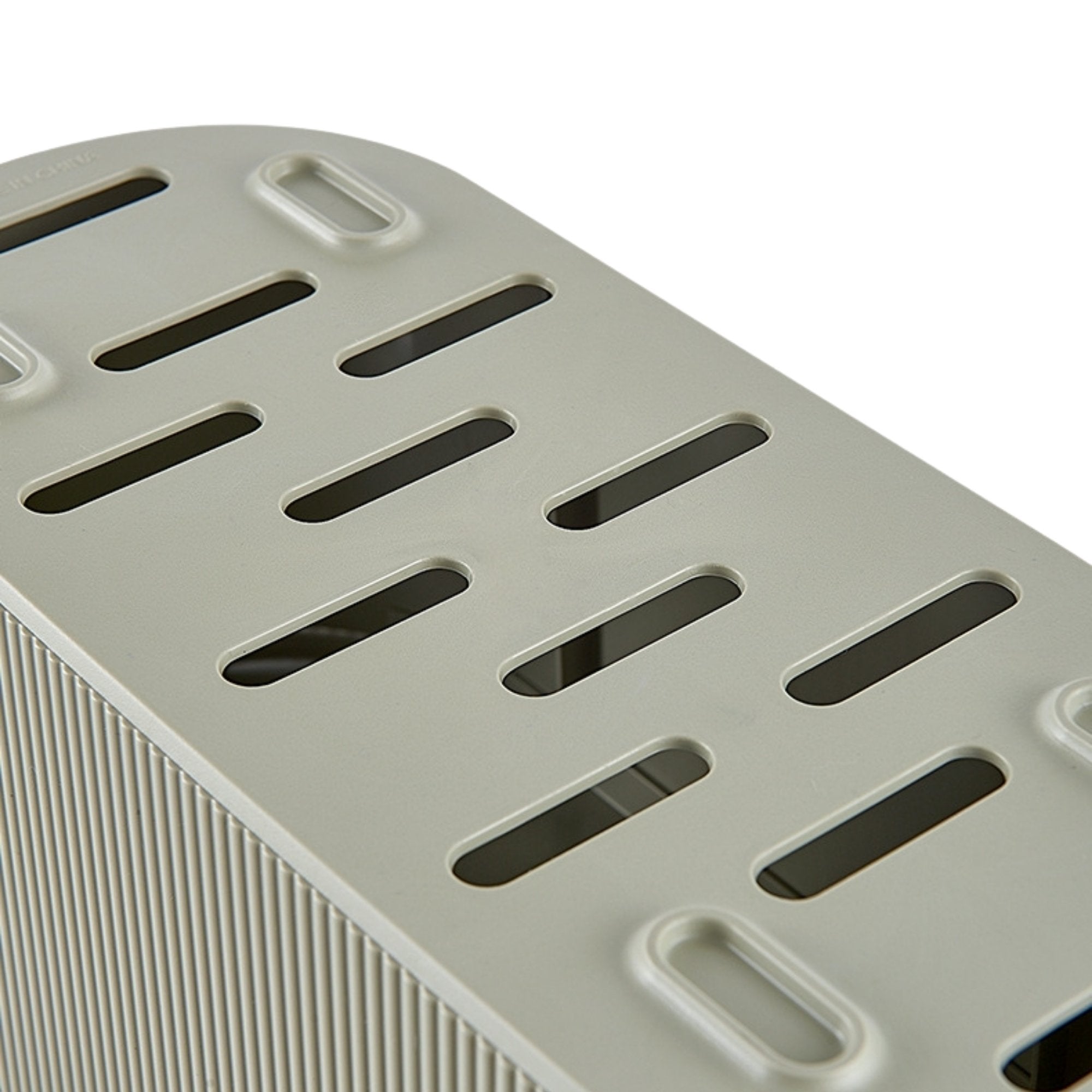 boite cache cable verte dessous KQUEO