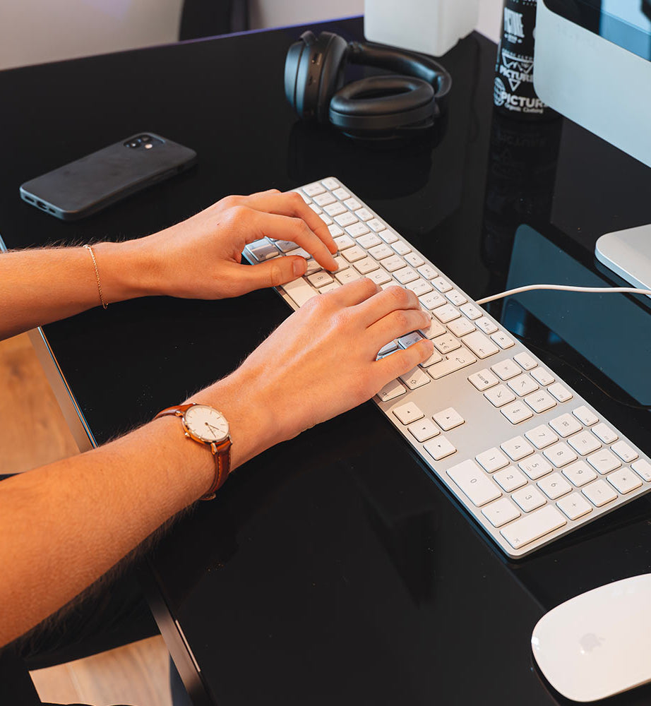 bureau assis debout CONNECT en verre trempé_ambiance