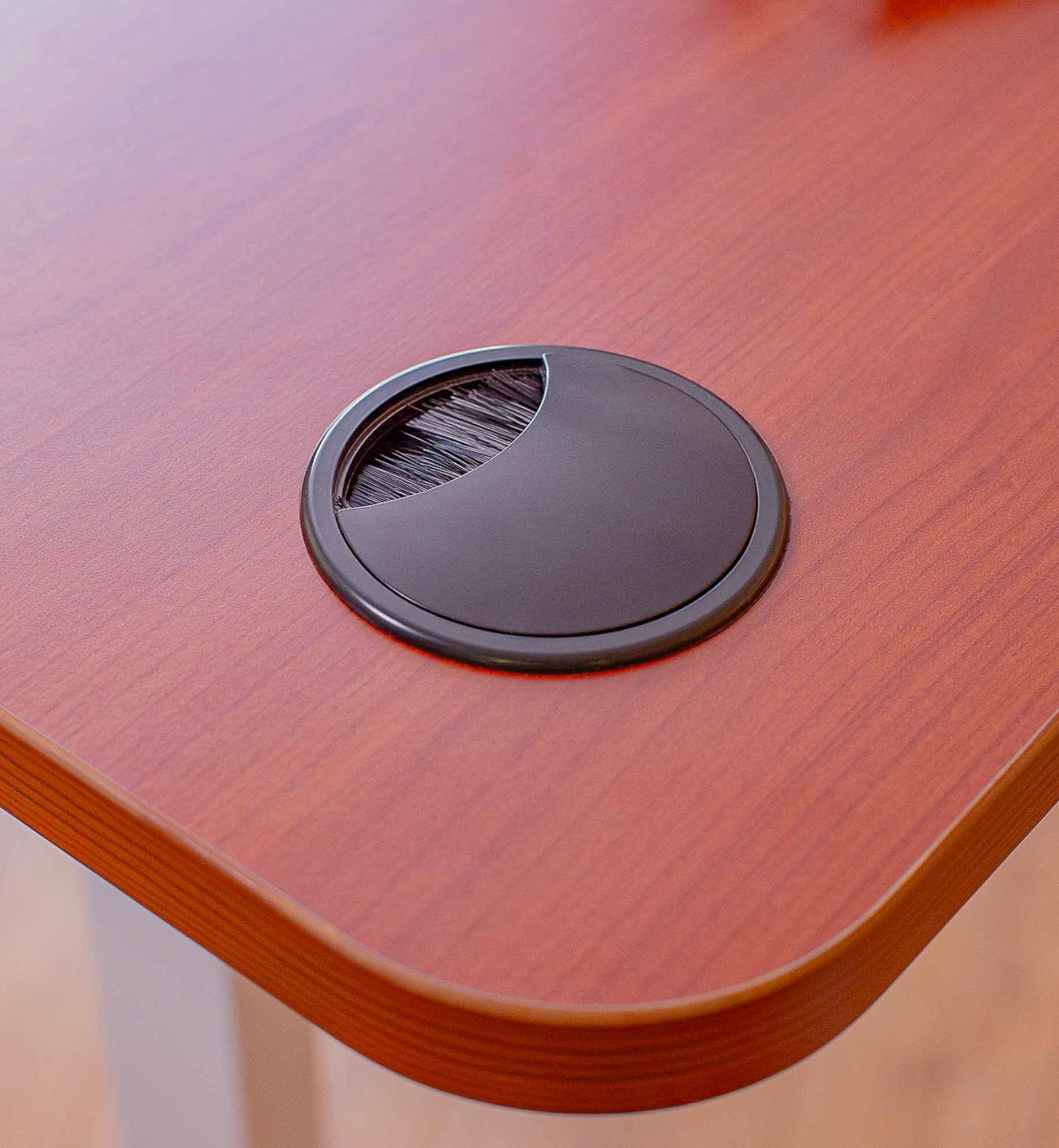 coin passe cable bureau assis debout Dynamic Square coloris blanc chene 3_ambiance