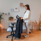 chaise ergonomique LAMA grise Kqueo_ambiance