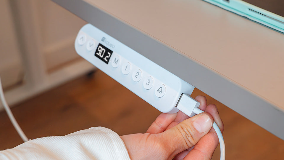 panneau de contrôle avec port USB piètement dynamic circle