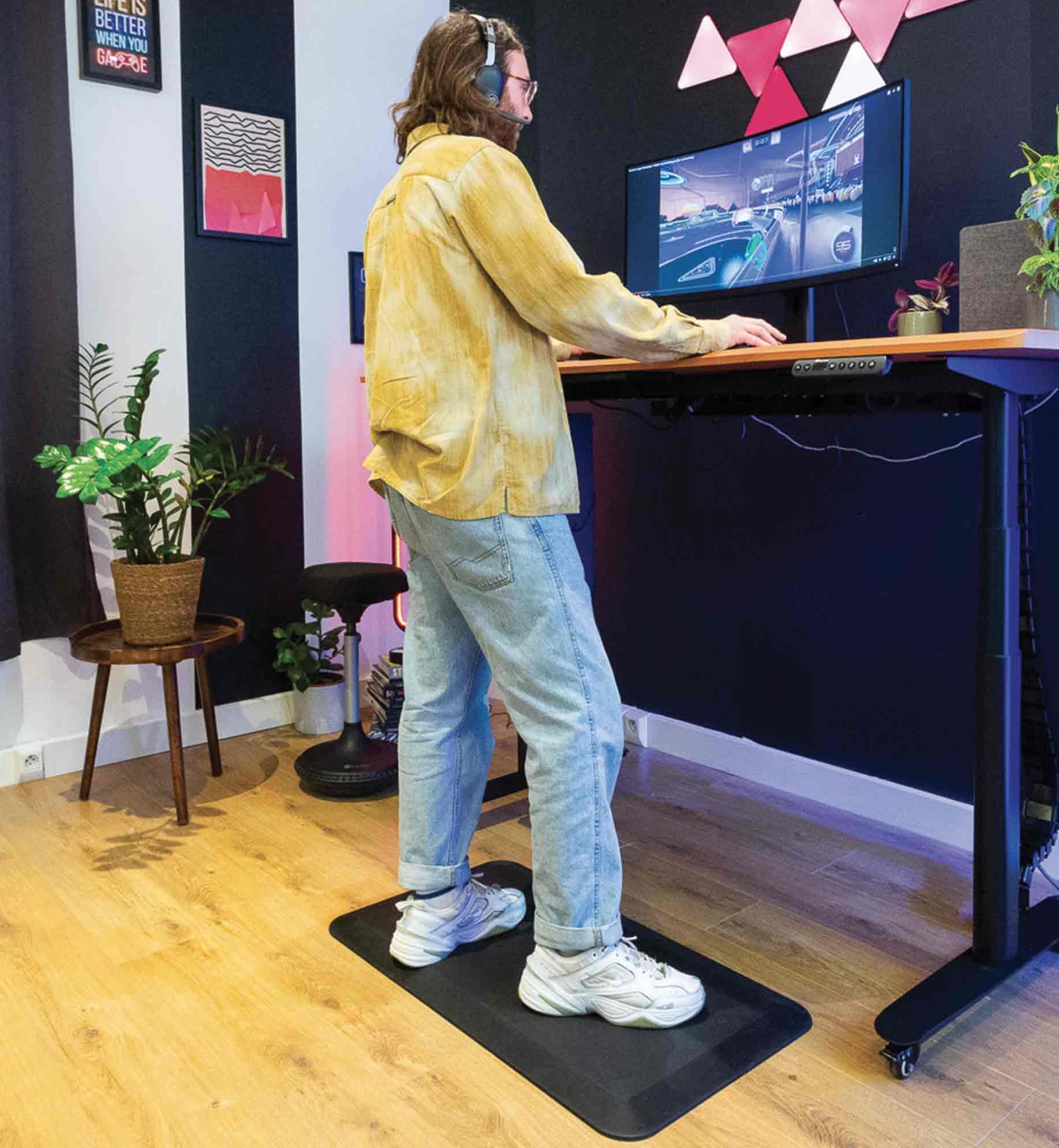 tapis anti fatigue noir kqueo_ambiance