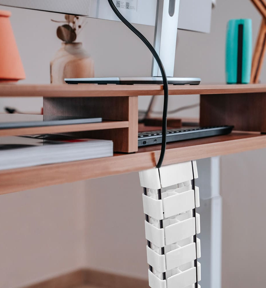 goulotte passe-câbles verticale et bureau assis debout_ambiance