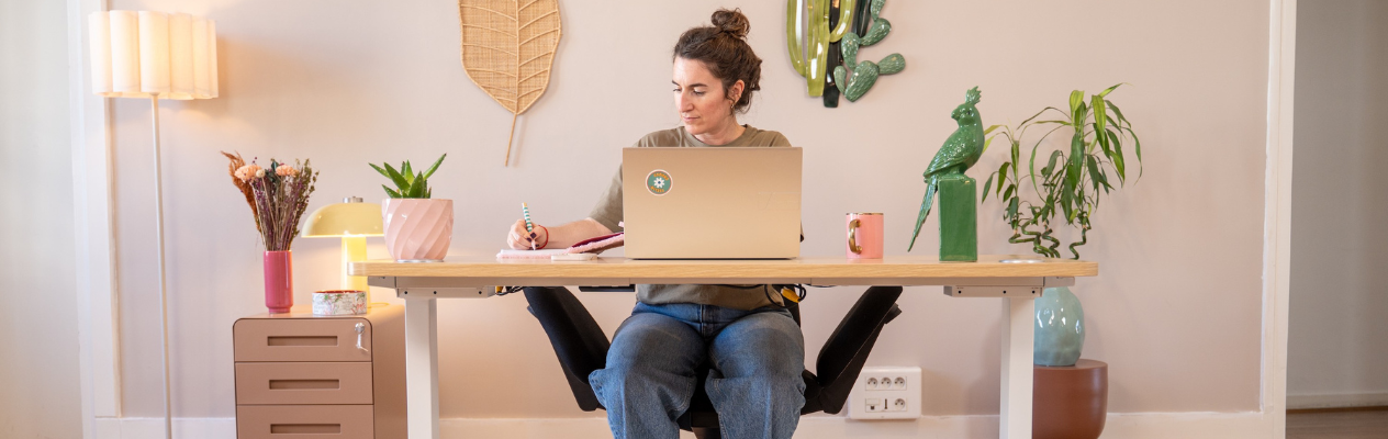 Aussi design que modulable : FLOW, une chaise de bureau unique !