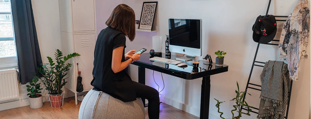 bureau assis debout compact en verre trempé CONNECT noir
