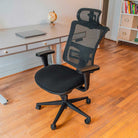chaise de bureau ergonomique noire EPSILON photo_ambiance