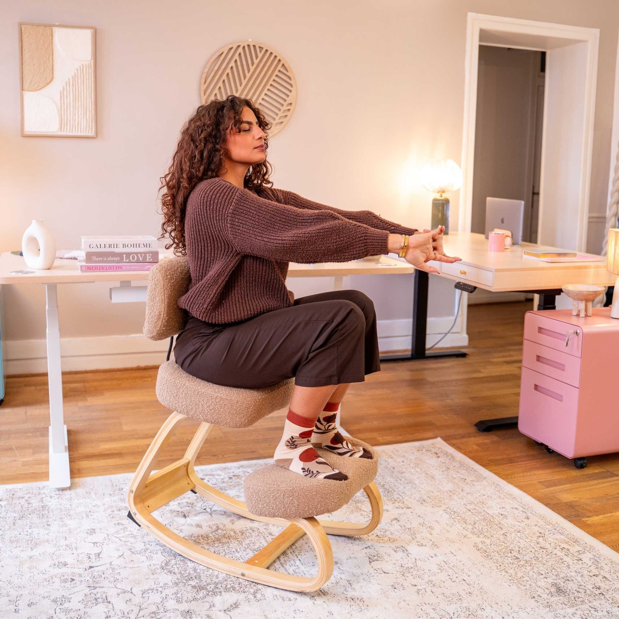 chaise ergonomique de bureau MOOVE bouclette beige_ambiance