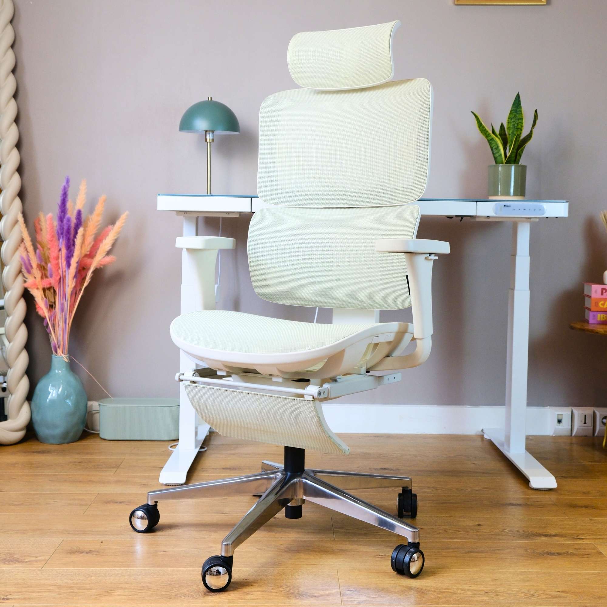 chaise ergonomique de bureau TERRANA KQUEO Blanche et Verte