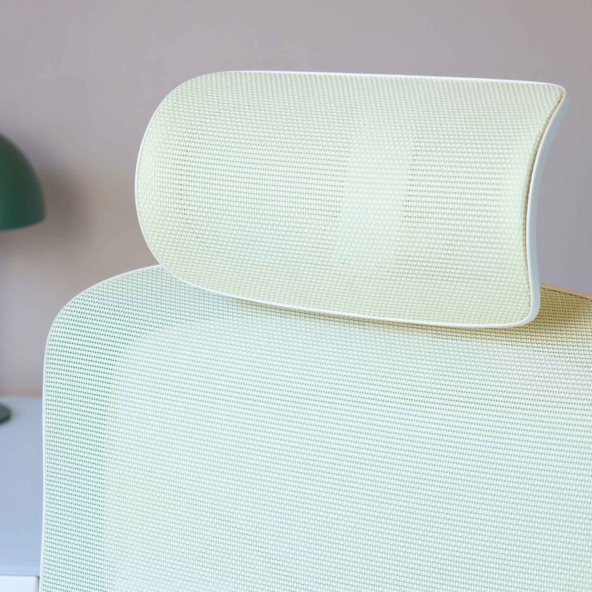 chaise ergonomique de bureau TERRANA KQUEO Blanche et Verte